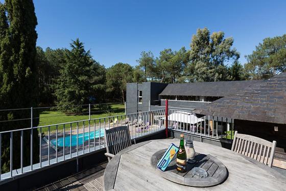 Le Clos Du Chene Langon  Exterior photo